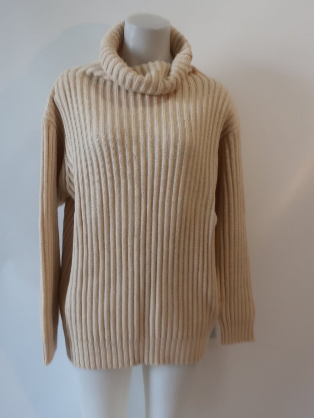 Donna Karan Black Label Beige (Item-9) Alpaca Wool Silk Turtleneck Sweater S